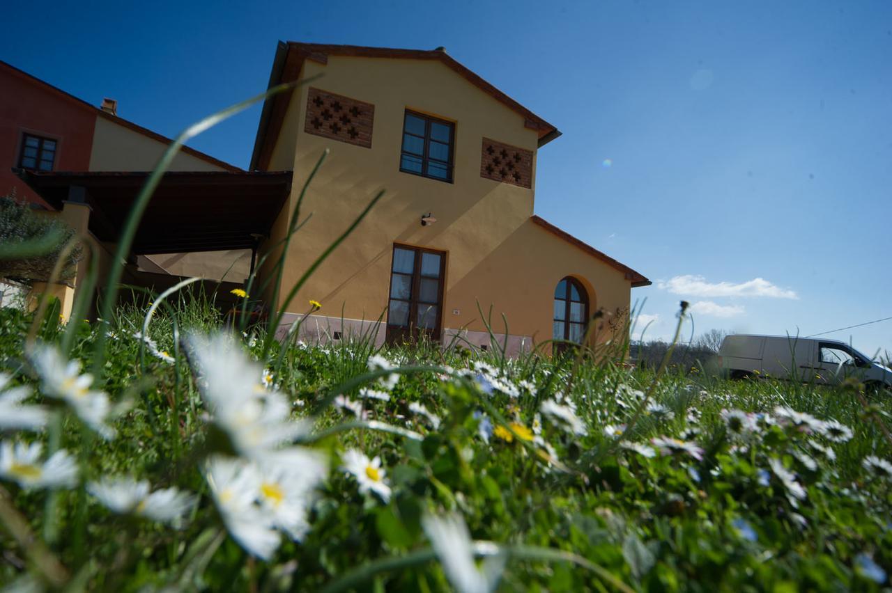 Agriturismo Lo Zolfino Penna Eksteriør bilde